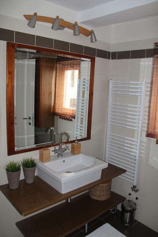 בודפשט Queen Zita Apt 130 M2 Near Chain Bridge מראה חיצוני תמונה